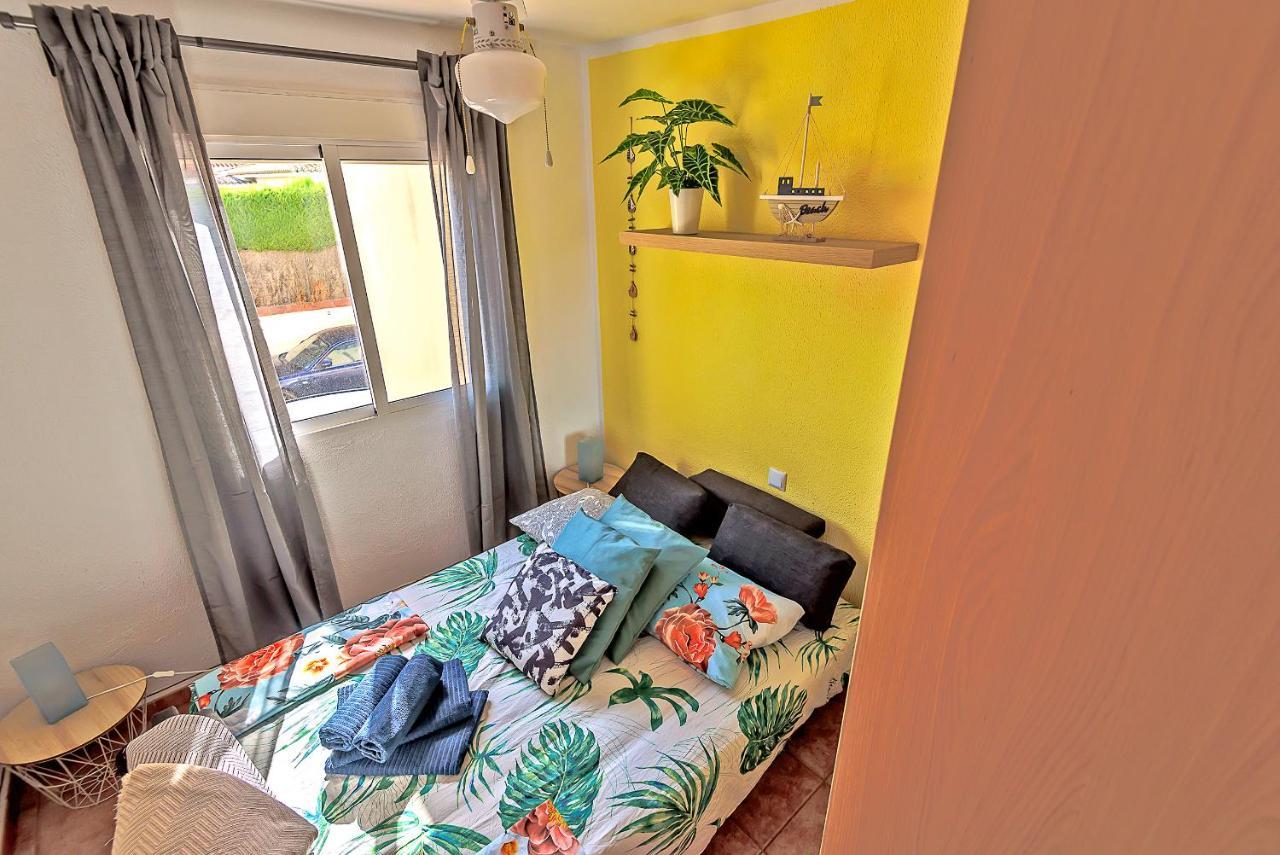 Ocean Sunset Beachfront House With Terraces Ель-Пуерто-де-Санта-Марія Екстер'єр фото